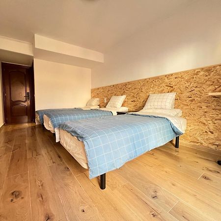 Fudodo舒适3 Beds Hotel Оспиталет де Лобрегат Екстериор снимка